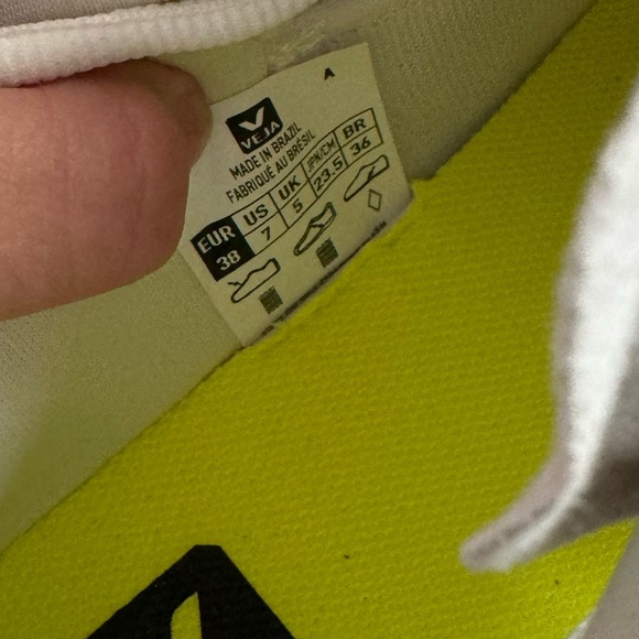 NEW Veja Impala Jacquard Sneaker Natural/Black - Picture 9 of 9